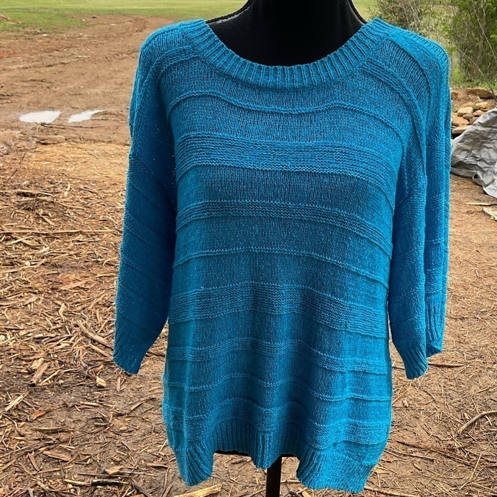 Cable & Gauge sweater. Short sleeve size L. Blue.